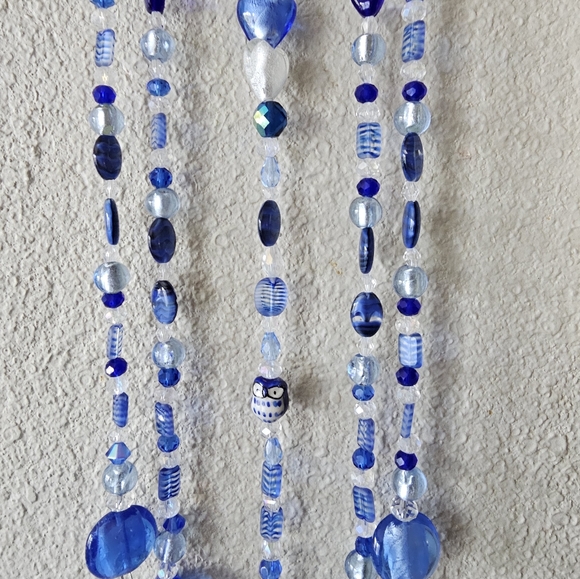 Horseshoe crystal beaded suncatcher with Owls. One of a kind. Hand made. - Picture 10 of 16